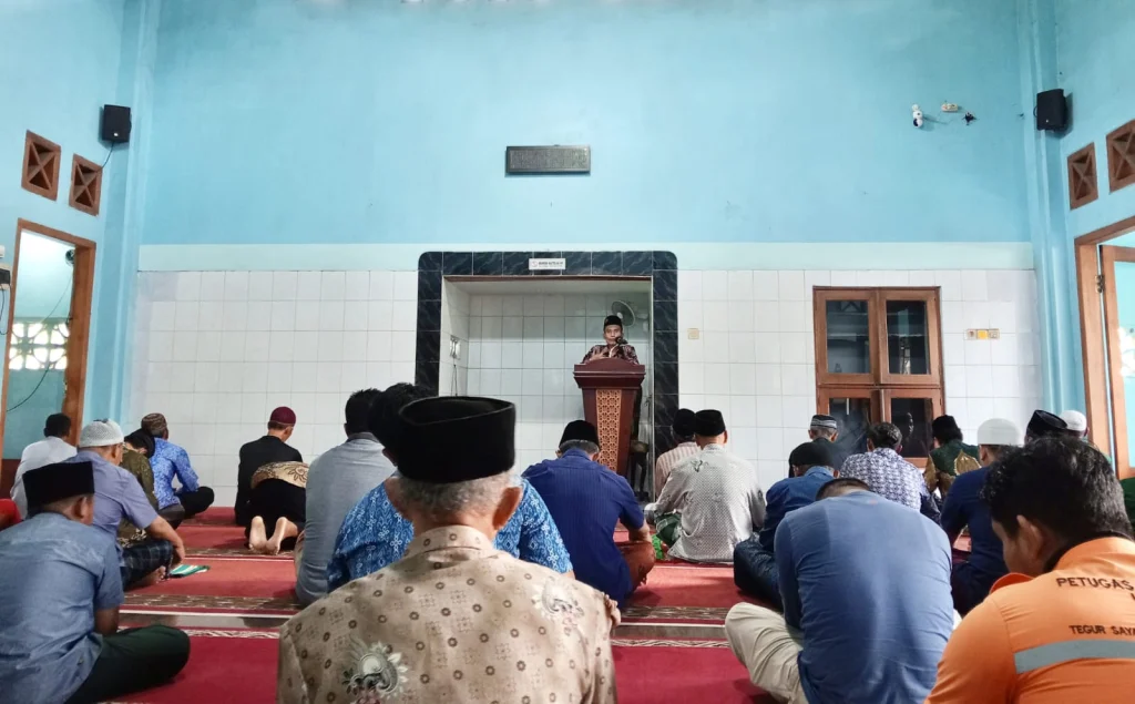 Khatib Serukan Pegang Teguh Jalan Kebenaran