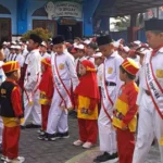 Murid TK I Care Berkesempatan Menjadi Petugas Bendera Bersama Tim Paskib SDM Limas