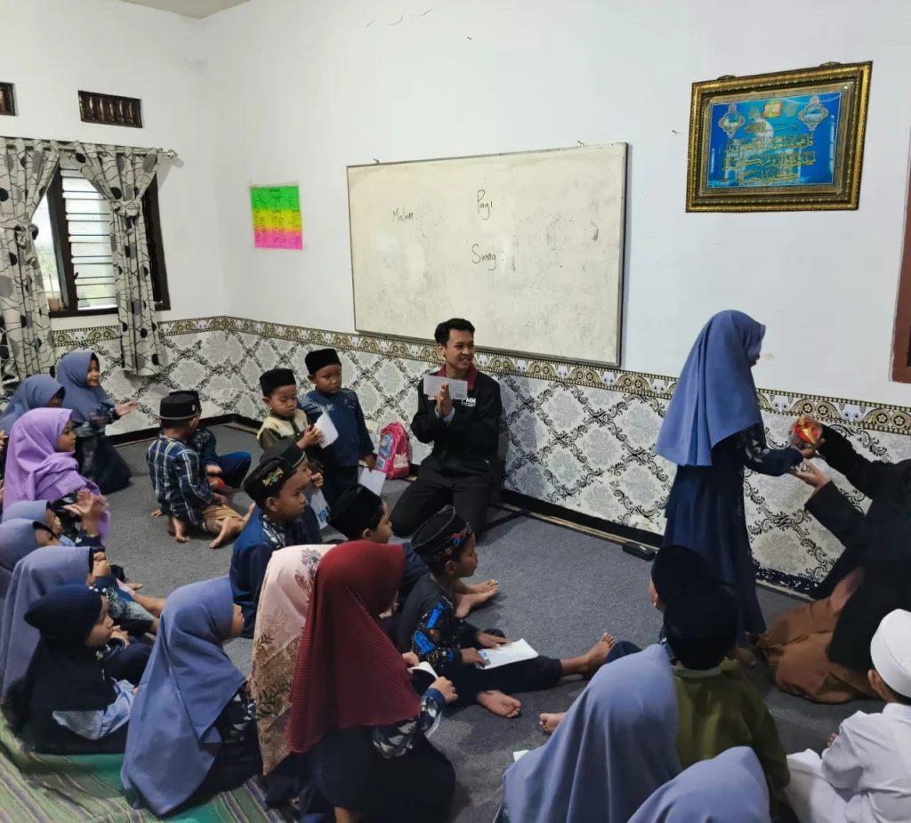PMM UMM 88: Pendampingan Mengaji dan Bahasa Arab di TPQ Nurul Huda Karangploso