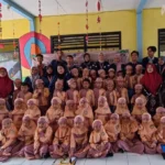 Suasana Haru Warnai Perpisahan Mahasiswa KKN UMG dengan TK Darma Wanita Karangcangring