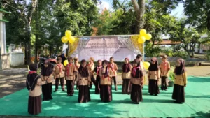 Mahasiswa KKN UMG Sukses Gelar Karya dan Pentas Seni di SDN 281 Gresik