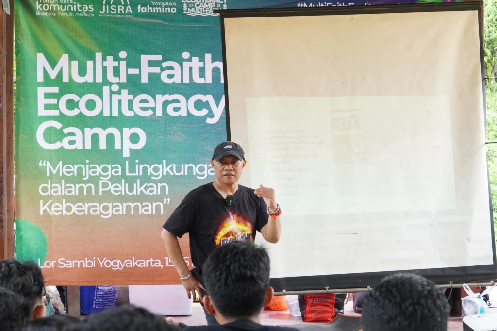 Dorong Keberagaman dalam Pelestarian Alam, Rumah Baca Komunitas Adakan Multi-Faith Eco-Literacy Camp