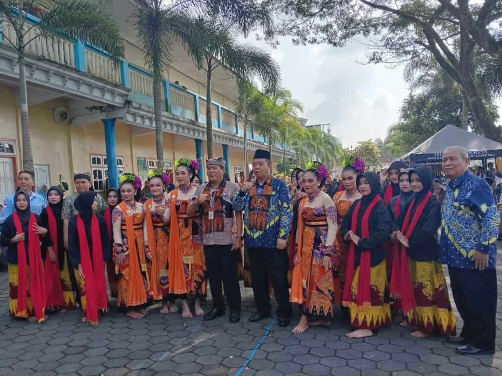 Pengawas Korwil Satdik Apresiasi Dies Natalis ke-47 SMP Mutu Sempu