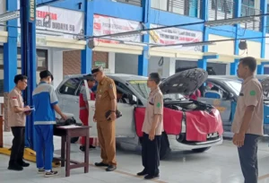 Pantau Pelaksanaan UKK, Kasi SMK Banyuwangi Kunjungi SMK Muhammadiyah 2 Genteng
