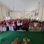 Edukasi Kesehatan Reproduksi dan Gigi, SD Mutu Paiton Undang Direktur RSIA Fatimah Kraksaan