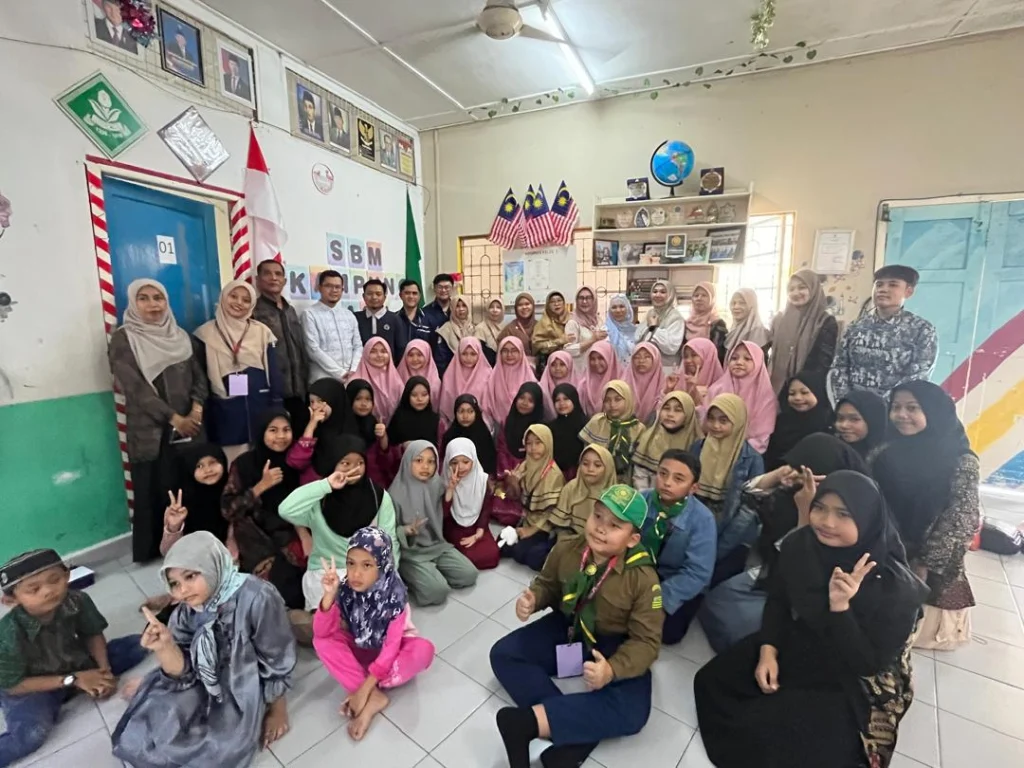 Dari Malang ke Malaysia: Menguatkan Silaturahmi di SBM Kampung Baru, Kuala Lumpur