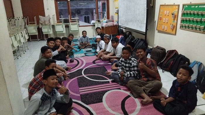 Malam Taqarrub SD Muri: Menguatkan Iman dan Semangat Menjelang Ujian