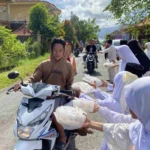 SD Muhammadiyah Kangean Sukses Bagi-Bagi Makanan dan Santunan Anak Yatim