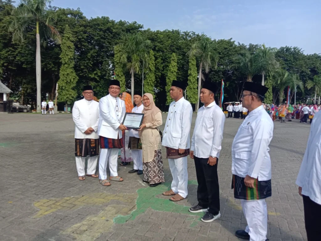 SD Muhammadiyah Manyar Raih Penghargaan PISA NINDYA di HUT ke-51 Pemkab Gresik
