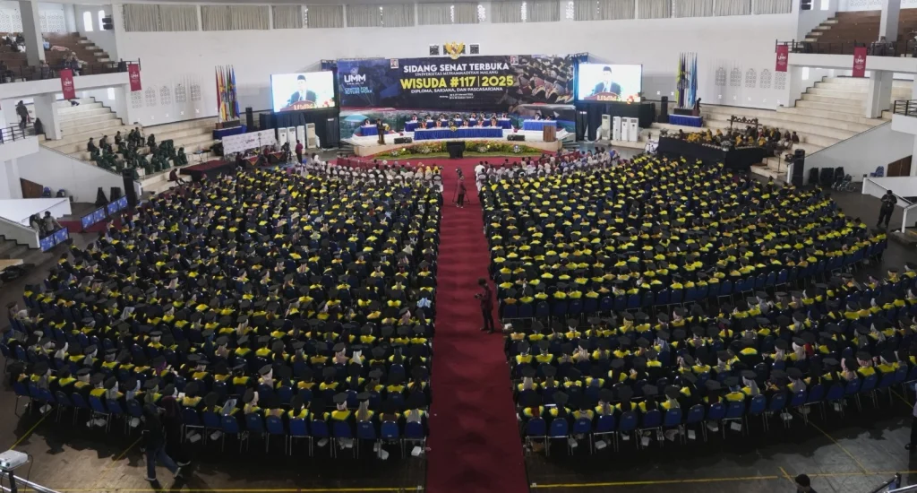 Pesan di Wisuda UMM: dari Atomic Habits hingga Riset sebagai Solusi