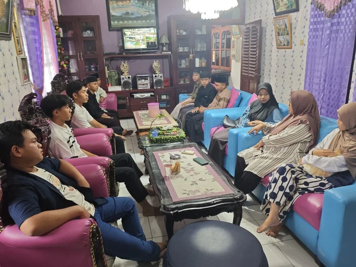 Santri MBS Alhikmah Silaturahmi ke Tokoh Muhammadiyah Jembrana, Belajar Dakwah dan Pengabdian