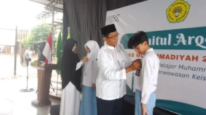 Hari Pertama Masuk Sekolah, Siswa SMA Muha Genteng Disambut Baitul Arqam