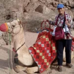 Pengabdian Tanpa Batas, SMP Muhammadiyah 8 Batu Berikan Hadiah Umroh kepada Sang Guru