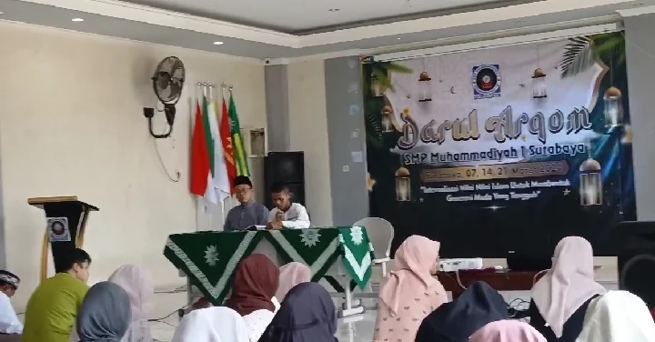 Mengikuti Jejak Rasulullah: Darul Arqom SMP Muhammadiyah 1 Surabaya
