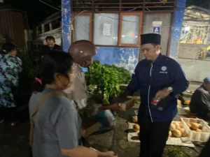 Grebeg Sahur LDK PDM Kota Kediri: Berbagi Berkah untuk Pejuang Rezeki di Dini Hari