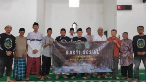 BikersMu Kota Malang Berbagi Kebahagiaan di Desa Kucur