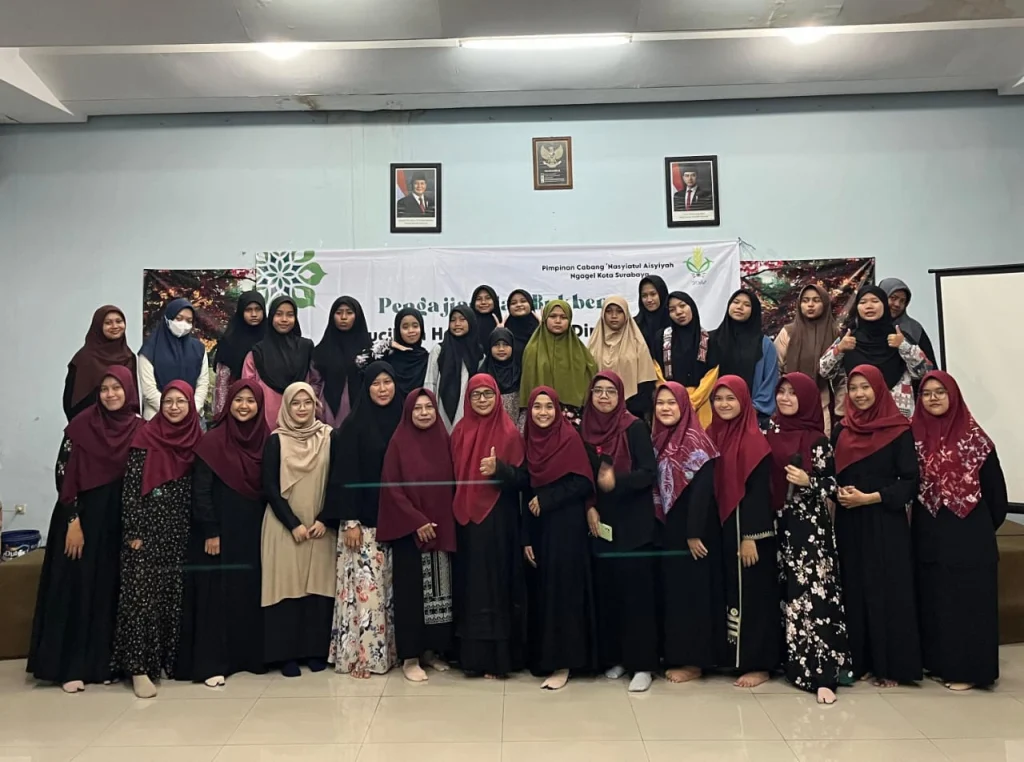 Sucikan Hati, Raih Ridha Ilahi: NA Ngagel Gelar Pengajian dan Buka Puasa Bersama Anak Panti