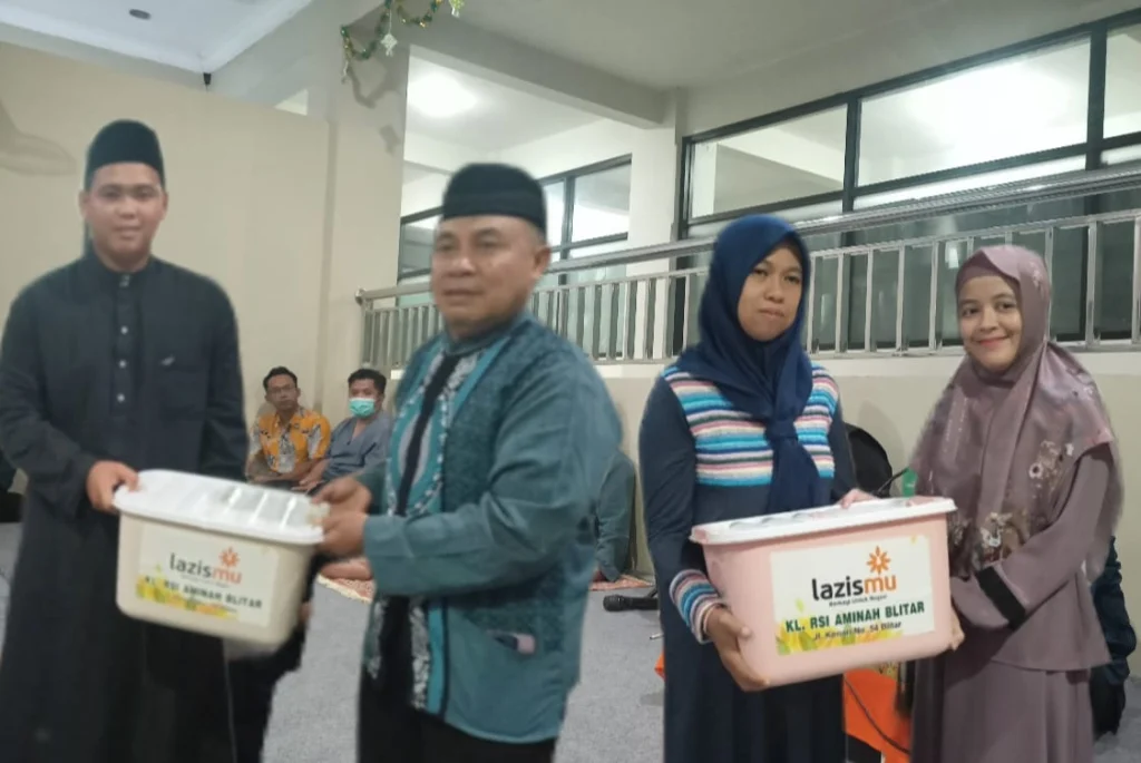 KL Lazismu RSI Aminah Blitar Dukung Safari Ramadan PD Muhammadiyah di Mushola Nurus Syifa