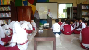 SMP 2 Muhammadiyah Boarding School Kota Blitar Menggelar PPDB di SD Muhtar