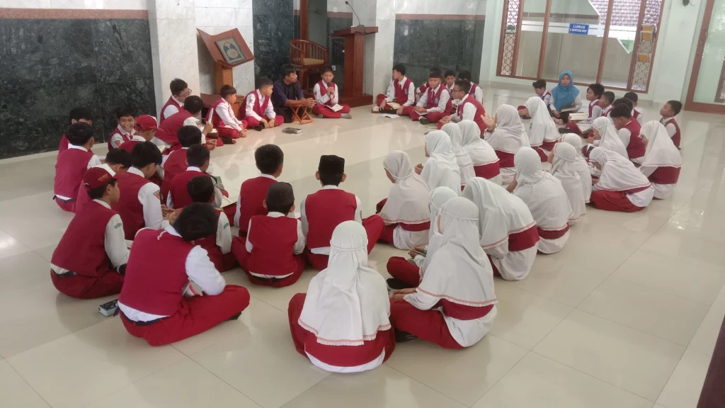 SD Muhtar Gelar Sambung Ayat Surat Al-An’am, Tingkatkan Pemahaman Keagamaan Murid di Bulan Ramadan