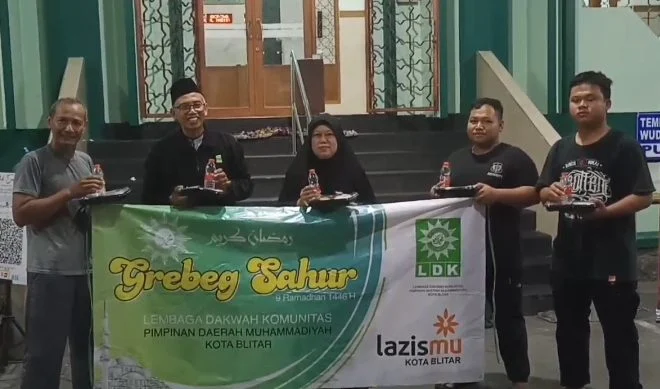 Semangat Berbagi! Makam Bung Karno Jadi Titik Grebeg Sahur Serentak