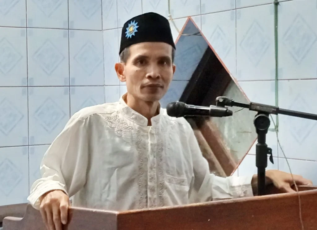 Kultum Masjid Al-Huda Bahas Hukum Orang yang Makan Saat Puasa