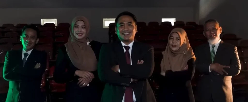 Pelantikan Wakil Rektor UM Surabaya Dibuka dengan Video Cinematic