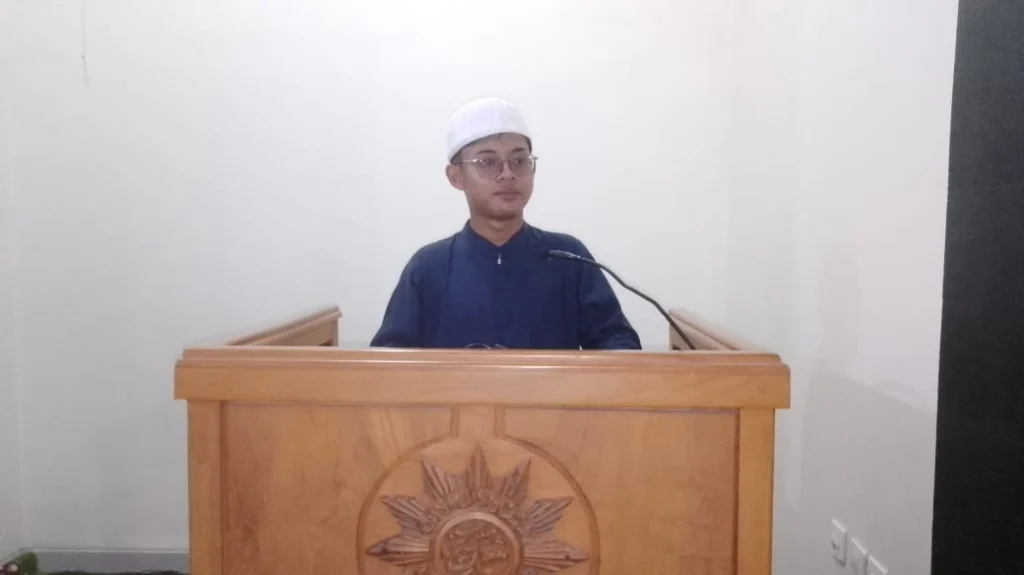 Menelusuri Hikmah Penciptaan Manusia dalam Kultum Tarawih Masjid Al-Falah Jalen