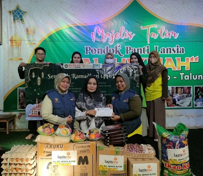 RS Islam Aminah Blitar Berbagi Kasih: Sapa Lansia dengan Layanan Kesehatan dan Bantuan Sosial