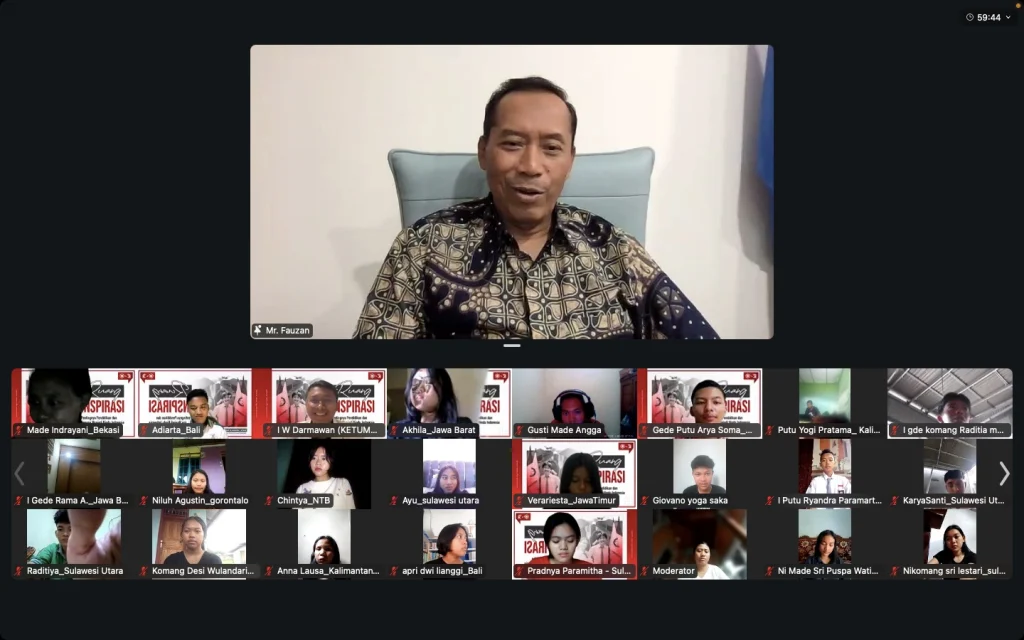 Tingkatkan Kualitas Hidup, Wamen Fauzan Dorong Generasi Muda Hindu Lanjutkan Pendidikan Tinggi