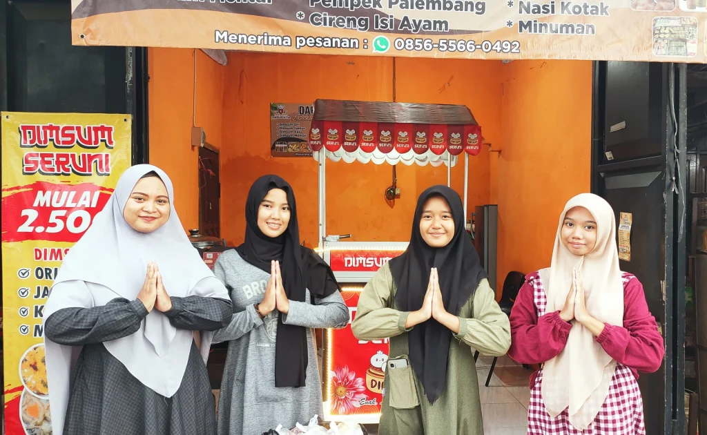 Pimpinan Cabang Nasyiatul Aisyiyah Krian Gelar Aksi Berbagi Takjil, Ludes dalam 10 Menit