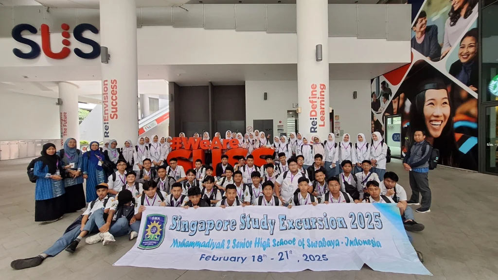 Pengalaman Berharga Siswa Smamda dalam Excursion Study ke Singapura