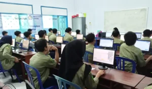Semangat Siswa SMK Muda Genteng Ikuti USP di Bulan Ramadan