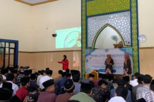 Dosen Aktuaria Ummad Ajarkan Simulasi Pengelolaan Keuangan di Pondok Ramadan