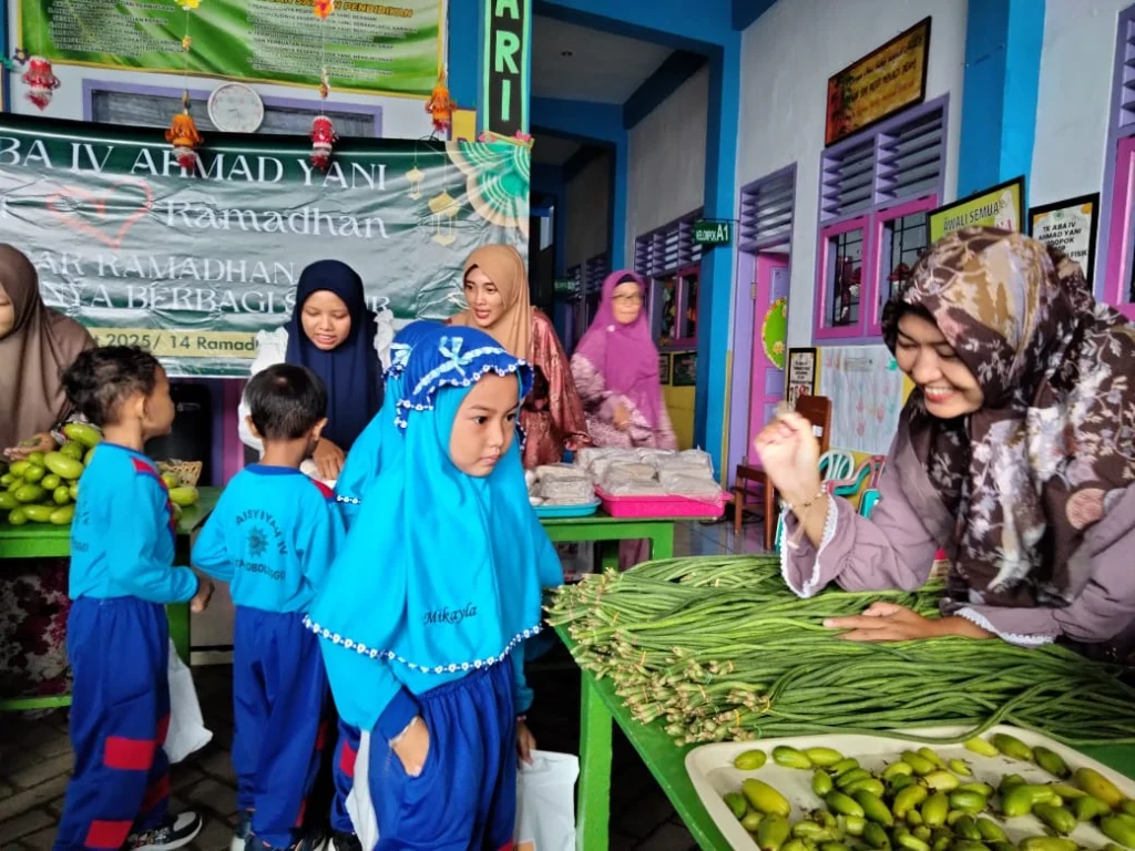 Pasar Ramadan, Belajar Peduli Sesama di Bulan Mulia