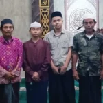Santri MBS Al Hikmah Buat Jamaah Terkesan selama Berkhidmat di Masjid Al Hidayah Pusdamuh