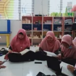 Mengaji Pagi hingga Membuat Flyer, Cara Guru KB-TK ABA 45 Bambe Hidupkan Ramadan