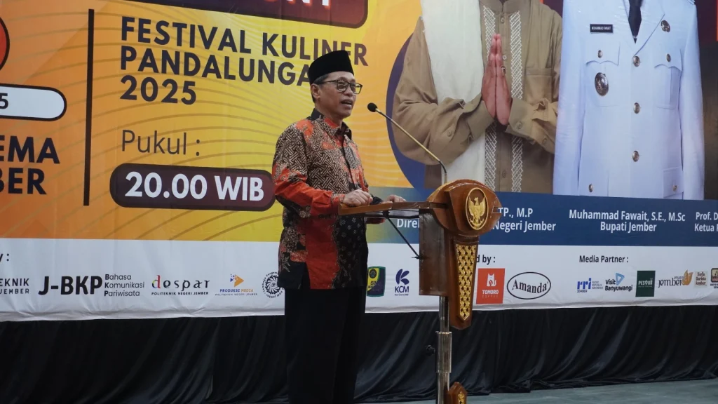 Lazismu Jember Gelar Yatim Nge-Mall, Bupati Ikut Berbagi