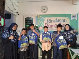 Dari Teman untuk Teman, Siswa SD Muri Kerja Sama Membuat Bingkisan Ramadan