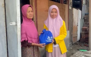 IPM Spemutu Salurkan Zakat Fitrah kepada Warga Ring Satu