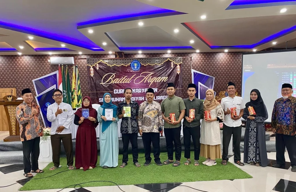 Ada Kejutan Doorprize di Acara Baitul Arqam Guru dan Karyawan SMK Models