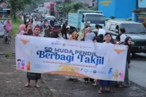 1000 Takjil untuk Warga, SD Muda Pendil Siapkan Generasi Senang Berbagi