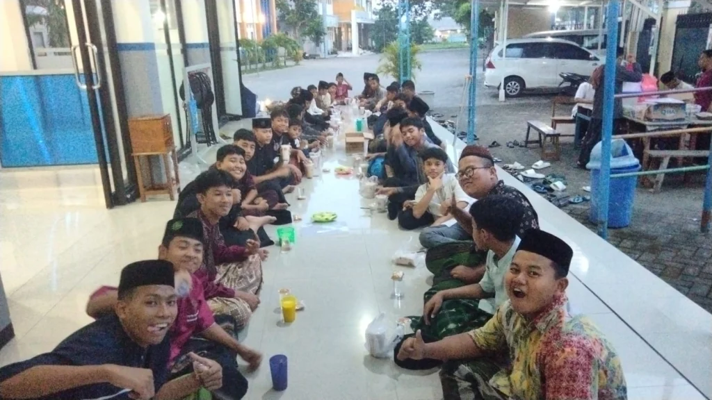 Silent Iftar: Keheningan yang Sarat Makna di MBS Porong