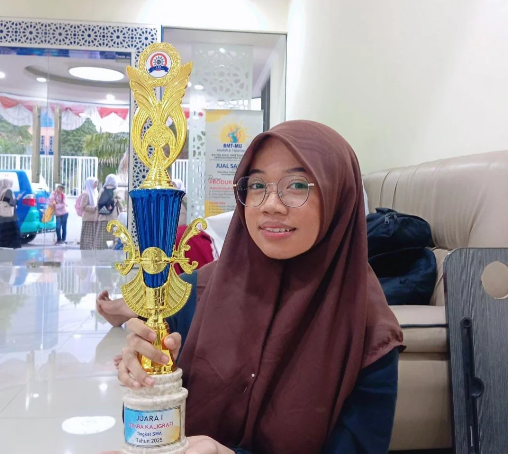 Nanda Kurnia Kembali Mengharumkan SMAMSEVEN di Ajang Galeri Ramadan 1446 H