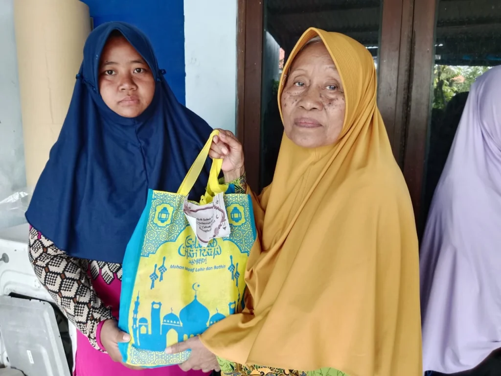 Sedekah Elit Ketika Ekonomi Sulit: MKS PCA Balongbendo Berbagi Kebahagiaan