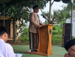 Khutbah Idul Fitri Al Mujahidin Desa Panggung: Aktualisasi Iman Bahwa Quran Adalah Wahyu Allah Swt