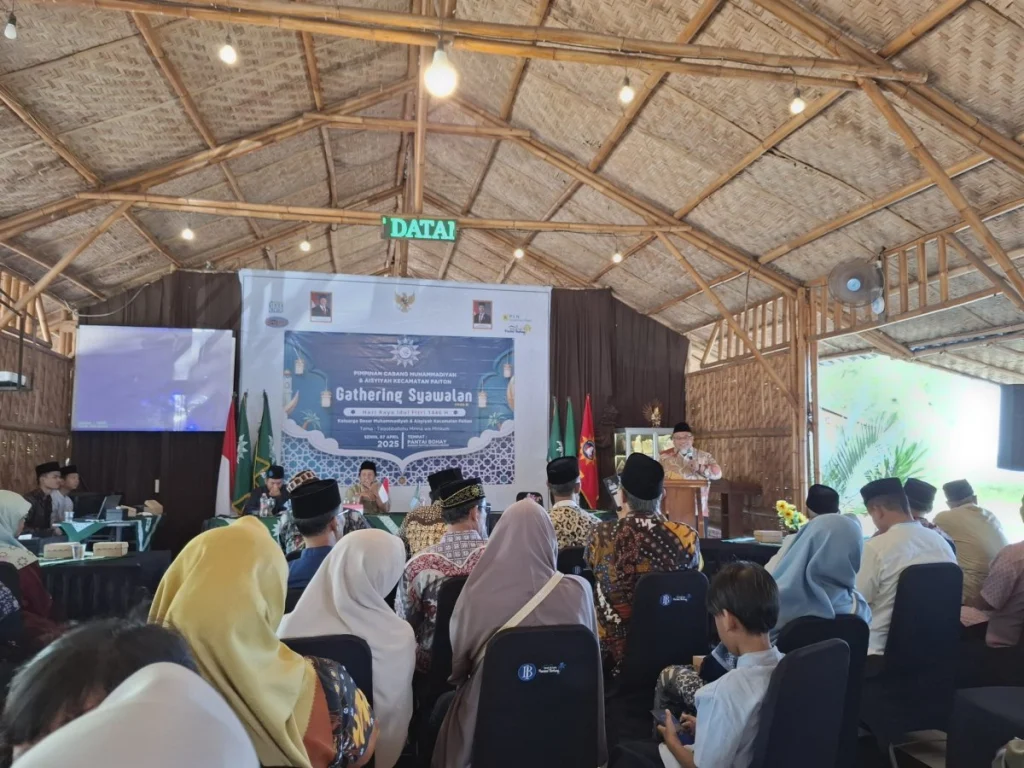 Gathering Syawalan Keluarga Besar Muhammadiyah dan Aisyiyah Paiton