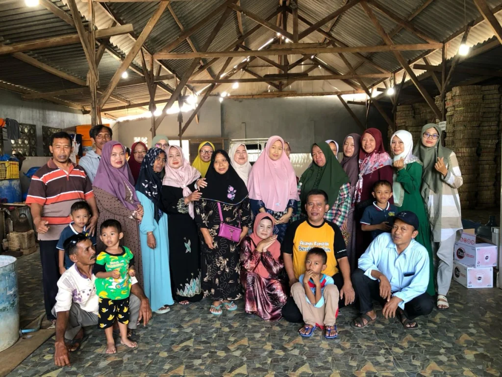 Mendadak Ada Halalbihalal Alumni SMPM 12 dan MA Al-Ishlah di Kegiatan Tilik Bayi