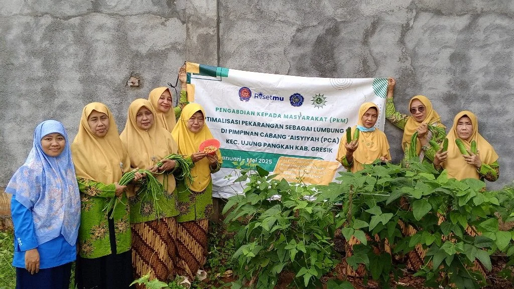UMG dan PCA Ujungpangkah Sulap Pekarangan Jadi Lumbung Hidup