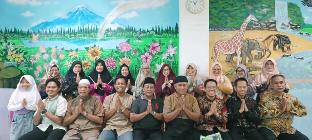 Temu Kangen dan Halal bi Halal Para Penjuang SD Musix